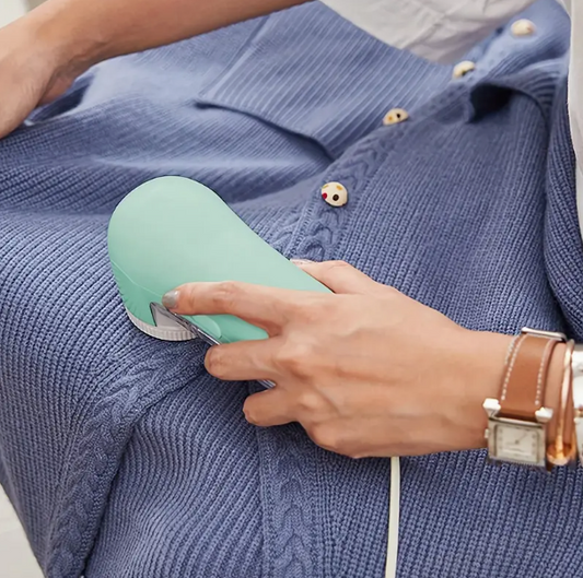 FluffEase Portable USB-Powered Fabric Shaver